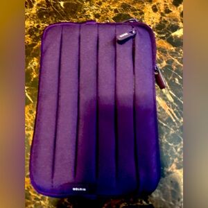Purple Belkin tablet sleeve